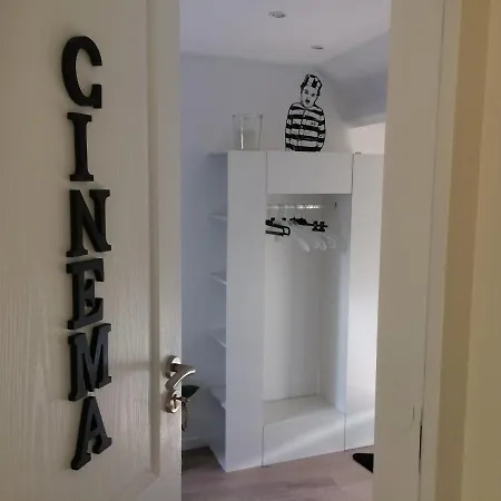 Au Levrier De Panzió 3*